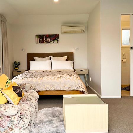 Cozy And Sunny Room Near City To Seapath Κράισττσερτς Εξωτερικό φωτογραφία