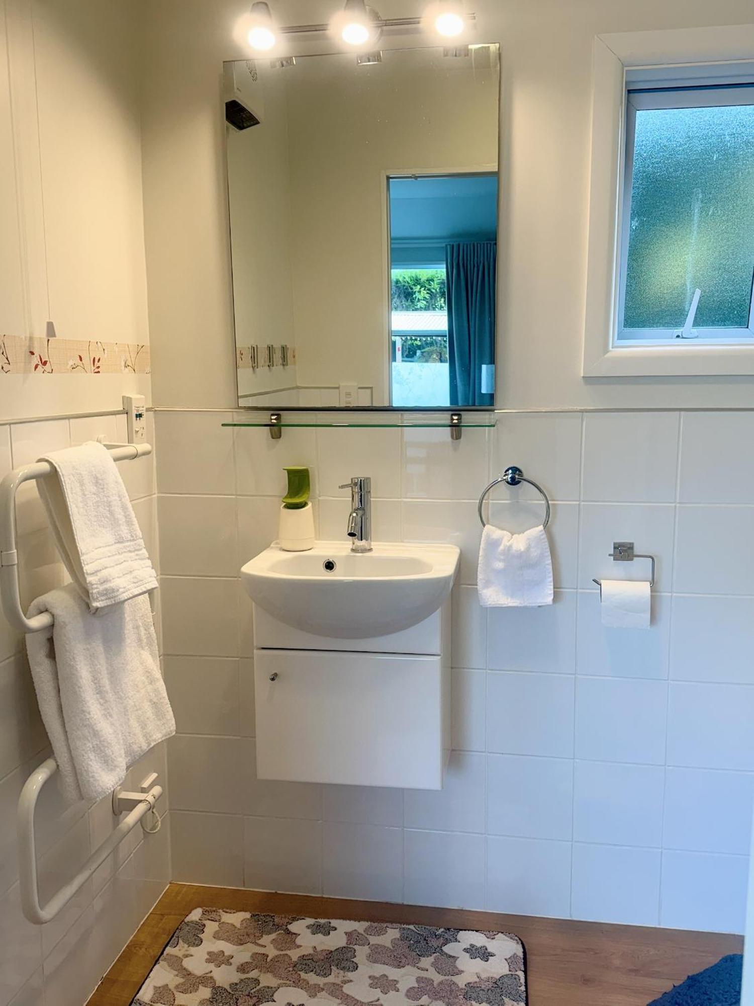 Cozy And Sunny Room Near City To Seapath Κράισττσερτς Εξωτερικό φωτογραφία