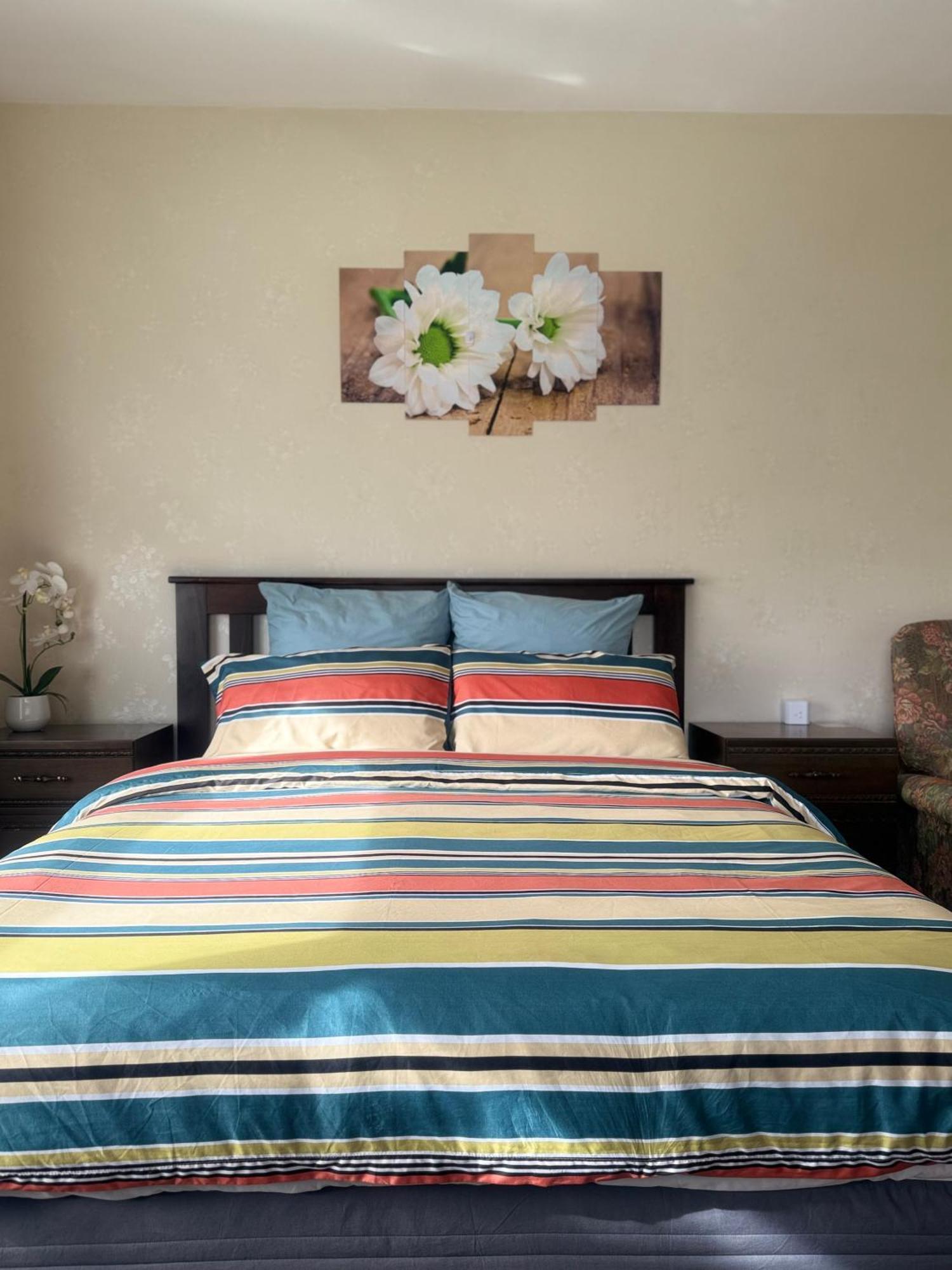 Cozy And Sunny Room Near City To Seapath Κράισττσερτς Εξωτερικό φωτογραφία