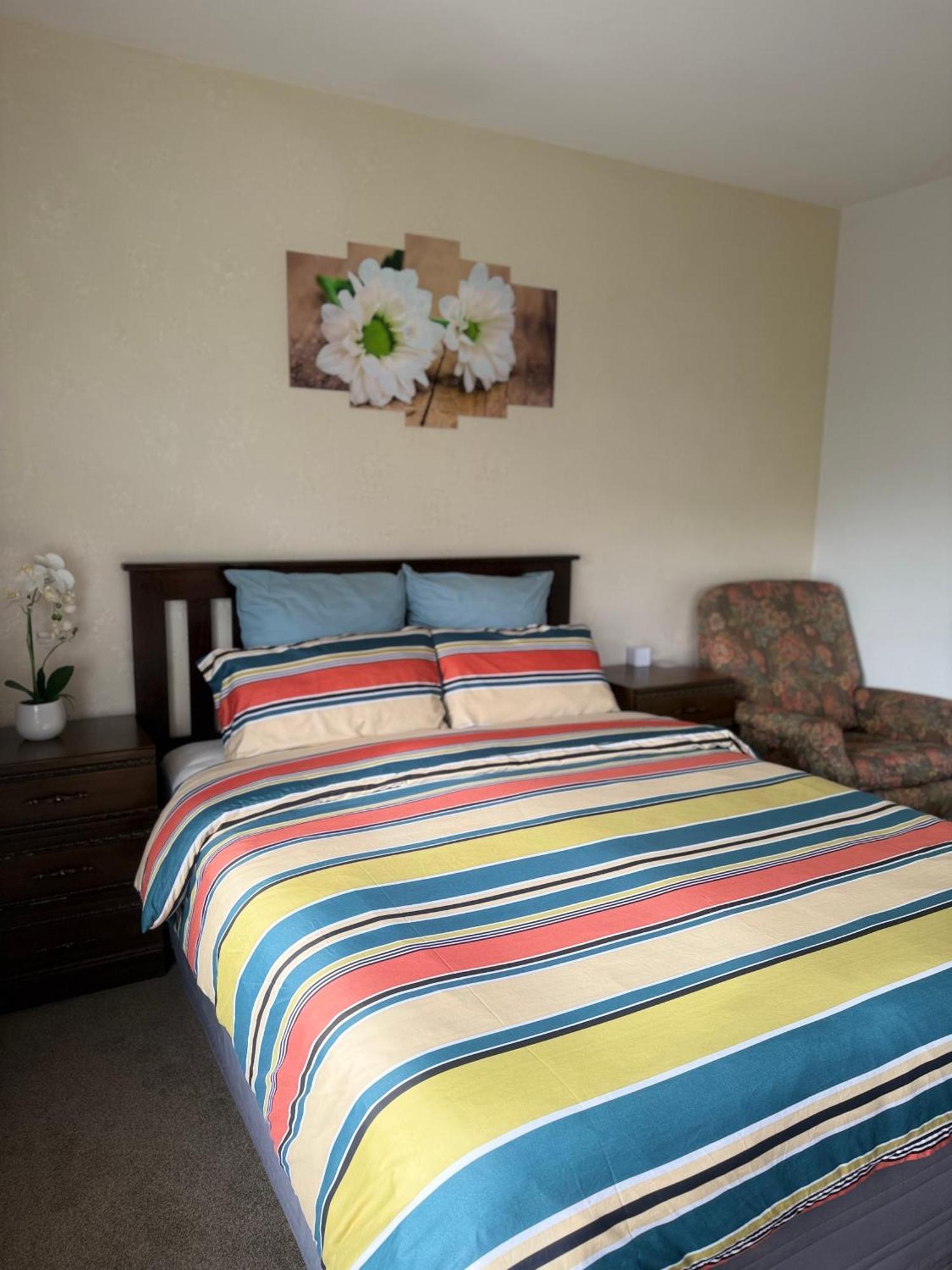 Cozy And Sunny Room Near City To Seapath Κράισττσερτς Εξωτερικό φωτογραφία