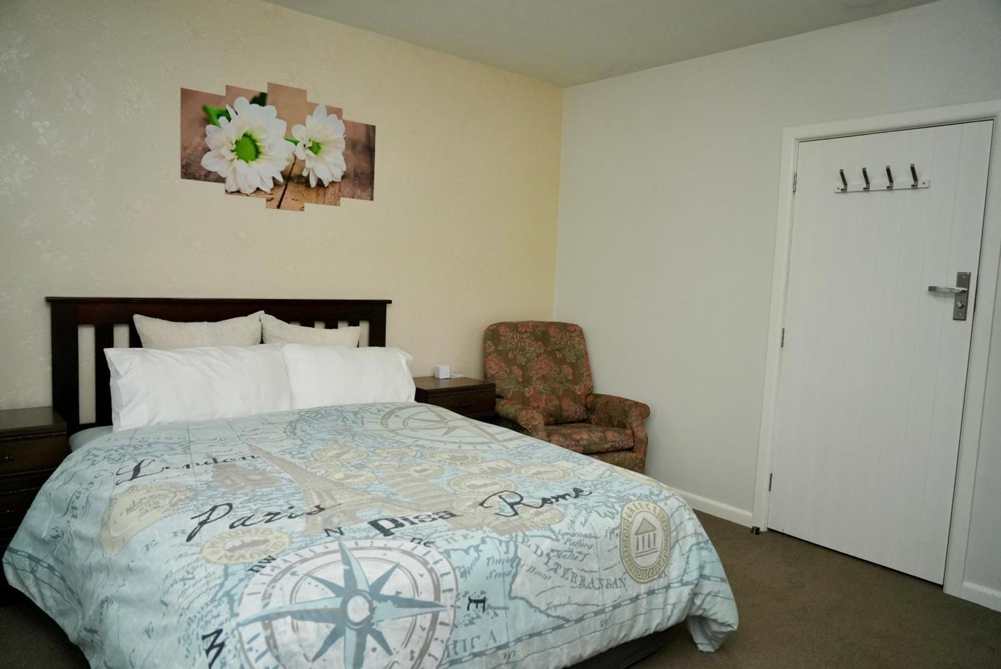 Cozy And Sunny Room Near City To Seapath Κράισττσερτς Δωμάτιο φωτογραφία