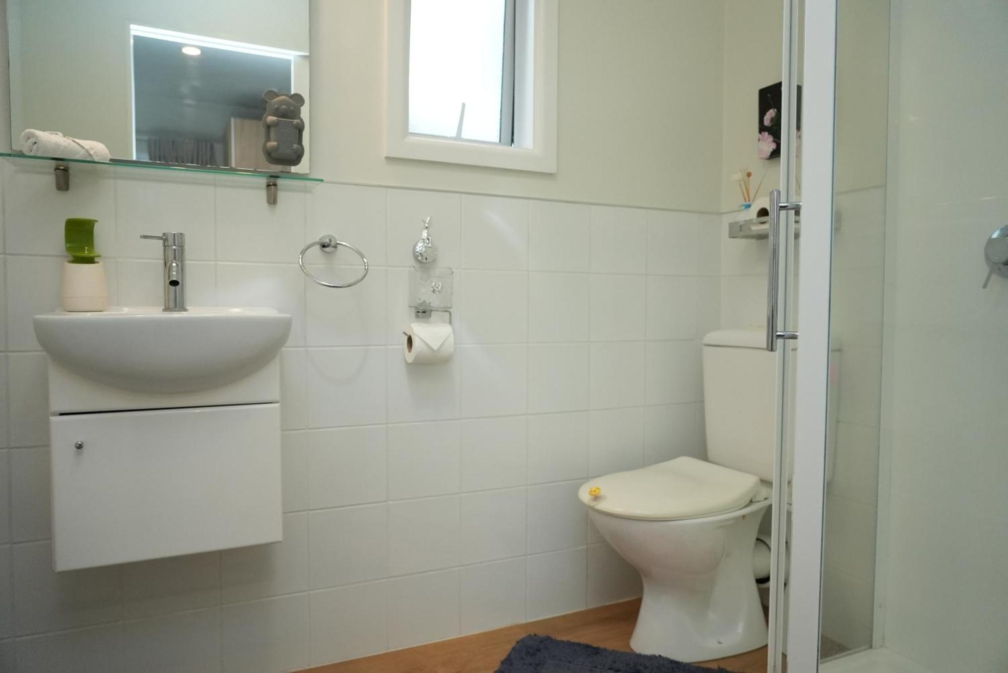 Cozy And Sunny Room Near City To Seapath Κράισττσερτς Εξωτερικό φωτογραφία